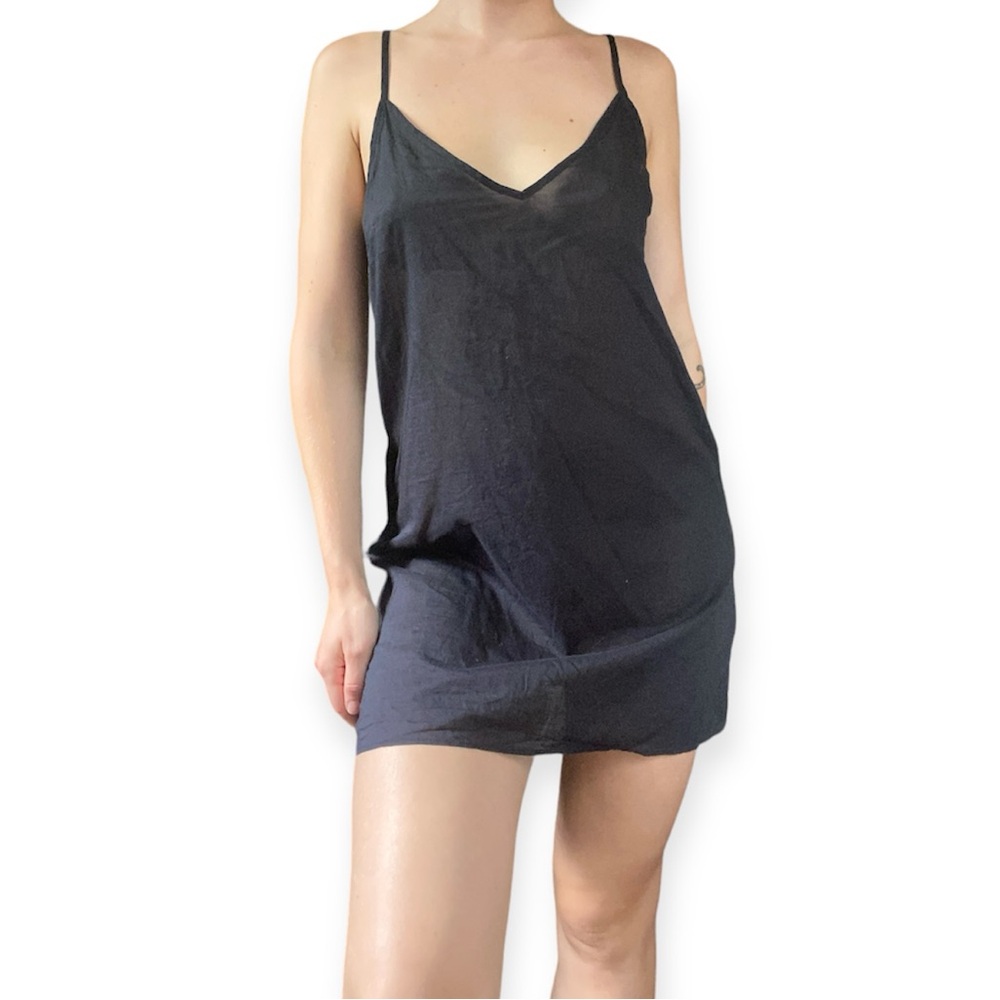 BUY 1 • GET 1 FREE Aritzia Wilfred black 100% cotton flowy mini dress